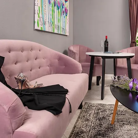 Appartement Kampanel 10 *