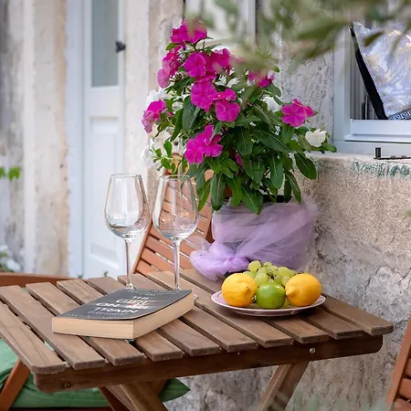 Kampanel 10 Apartment Hvar Town