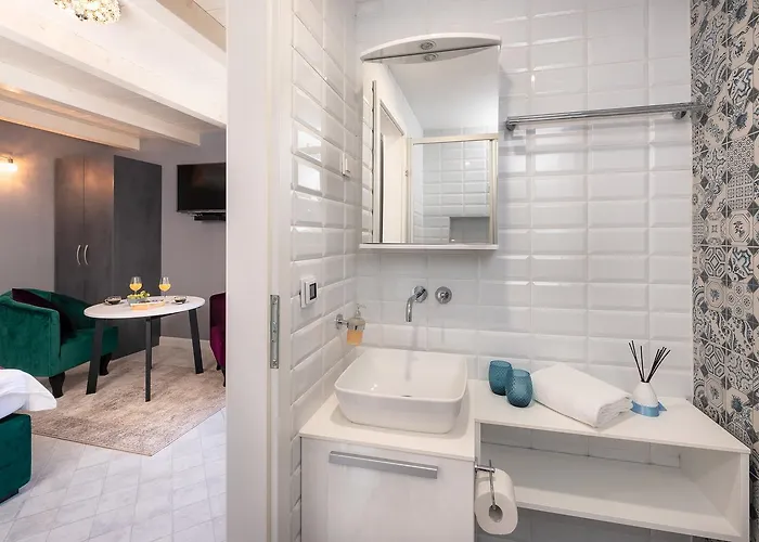 Kampanel 10 Hvar Town