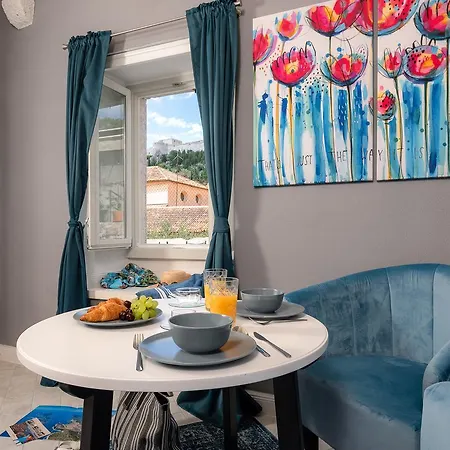 Kampanel 10 * Хвар