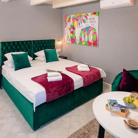 Kampanel 10 Хвар