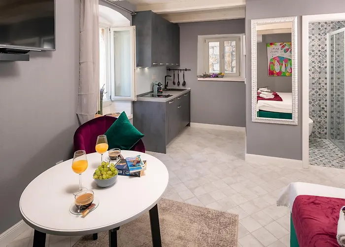 Kampanel 10 フヴァル